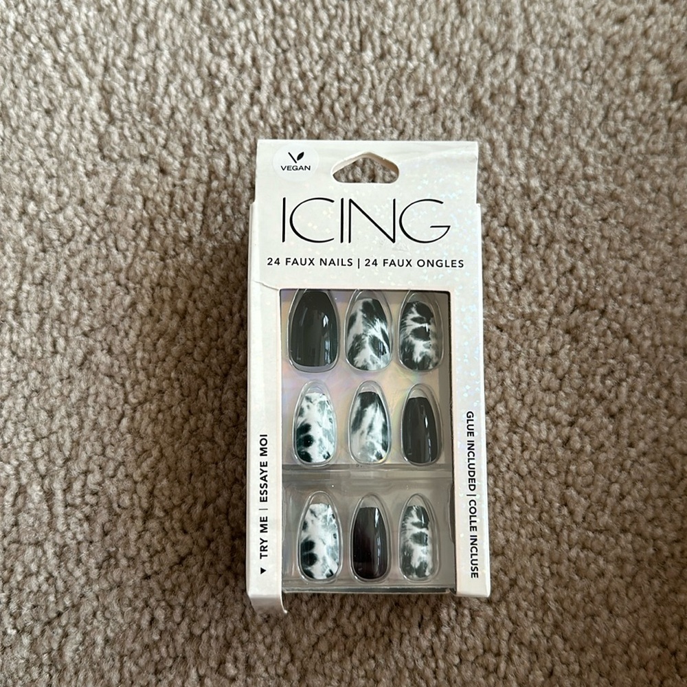 Cute nails in the brand icing